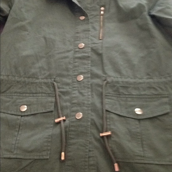 *Olive green jacket - Picture 3 of 4